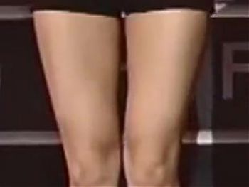 Taking A Good Look At Tzuyus Thighs